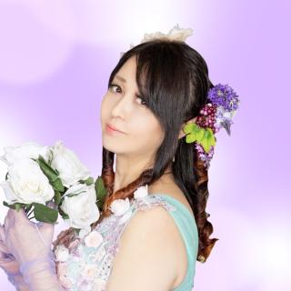 エルダ先生のプロフィール写真