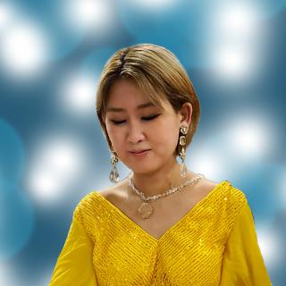 ルーシャ先生のプロフィール写真