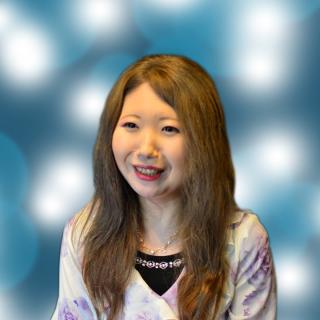 �z���A�N�e�B�搶�̃v���t�B�[���ʐ^