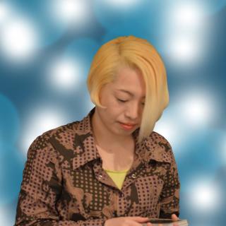 �M�� �H�H�搶�̃v���t�B�[���ʐ^