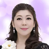 マグノリア先生（ヴェルニ専属、霊視、16年）のプロフィール写真